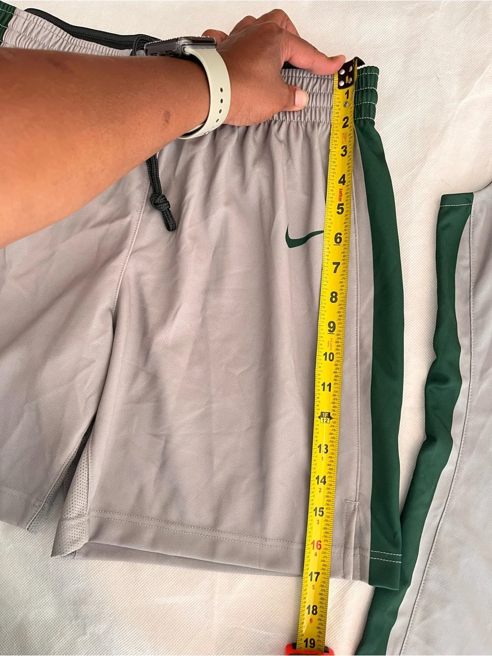 Women’s Nike Gray and Dark Green Spartans Basketball Jersey & Shorts Set Size M
